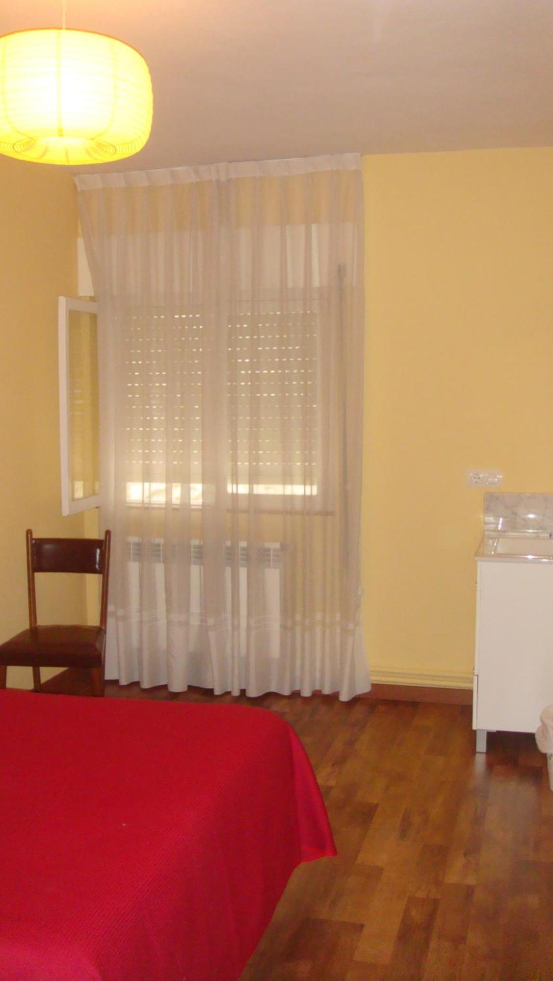 Hostal Poncebos Room photo