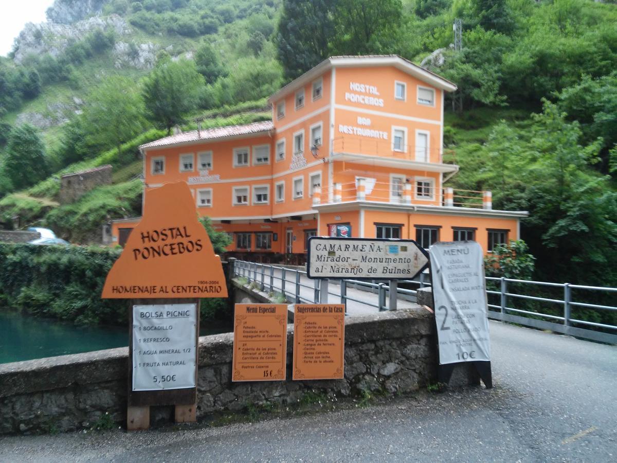 Hostal Poncebos Exterior photo